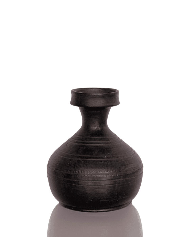 ETCHED CLAY VASE